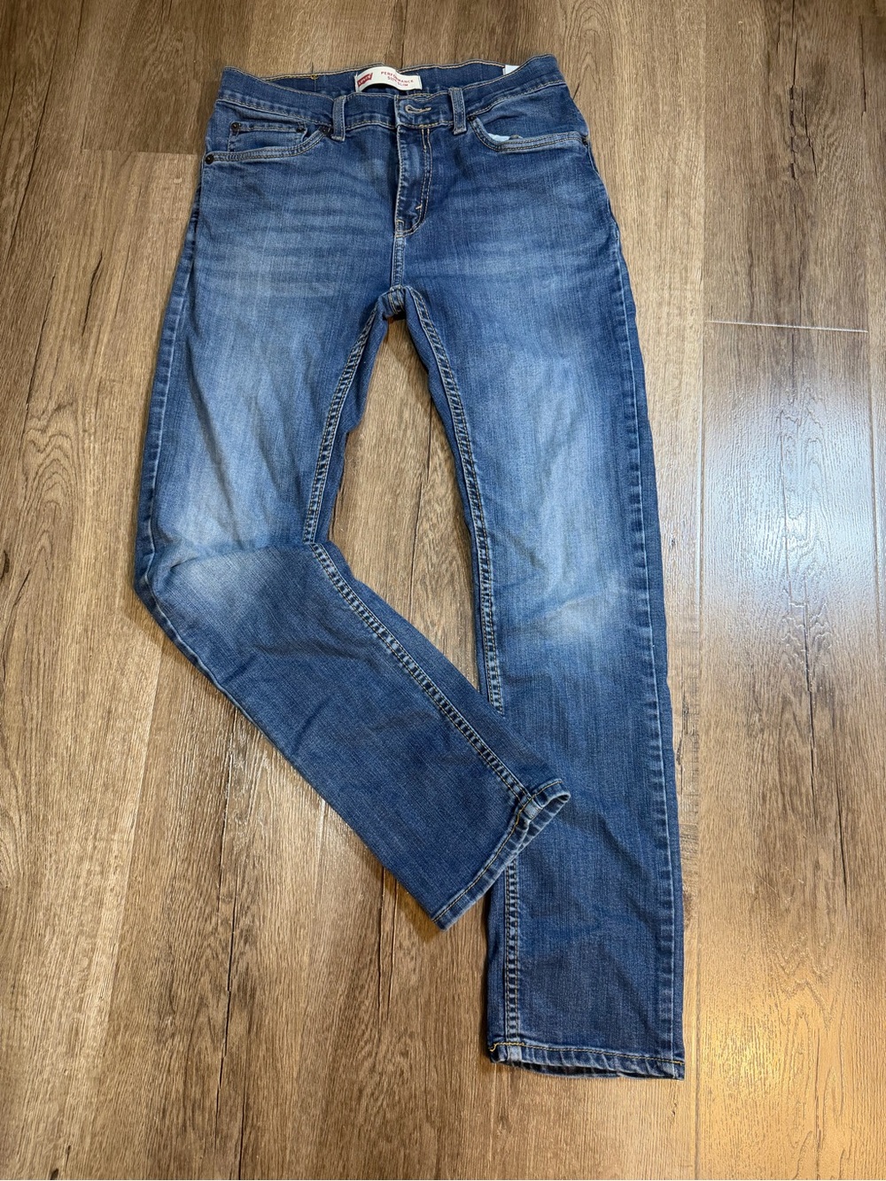 Levi's Men's Medium Blue Slim Straight Jeans